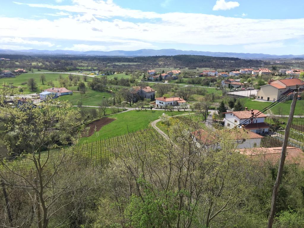 Stanjelski Razgledi Ar Bagian luar foto